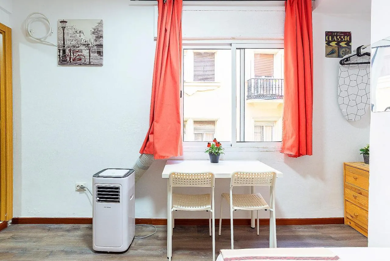 Rooms Young People Only, Soho Citycenter مالقة إسبانيا